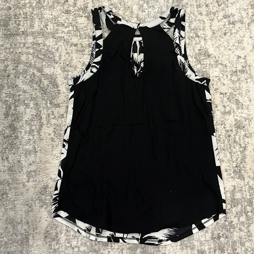 Express Tropical Tank Top - Picture 4 of 5